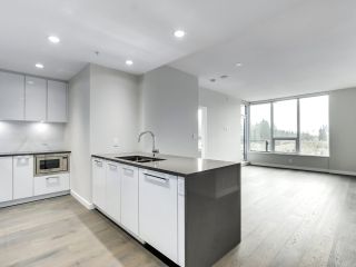 Photo 3: 310 5687 GRAY Avenue in Vancouver: University VW Condo for sale in "ETON" (Vancouver West)  : MLS®# R2523842