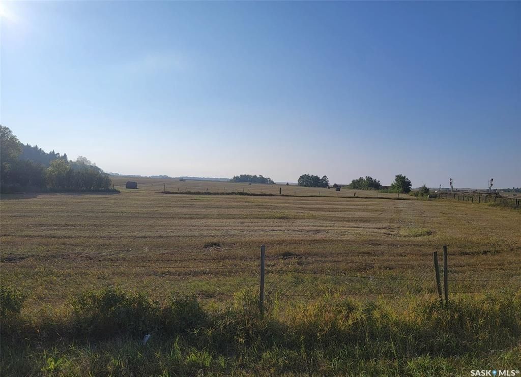 Main Photo: 101 Entrance Road West in Unity: Lot/Land for sale : MLS®# SK947069