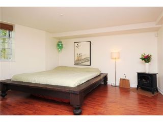 Photo 7: 2325 ASH Street in Vancouver: Fairview VW Townhouse for sale in "OMEGA CITIHOMES" (Vancouver West)  : MLS®# V846848