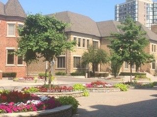 Main Photo: 100 4283 Village Centre Court in Mississauga: City Centre Property for lease : MLS®# W7048316