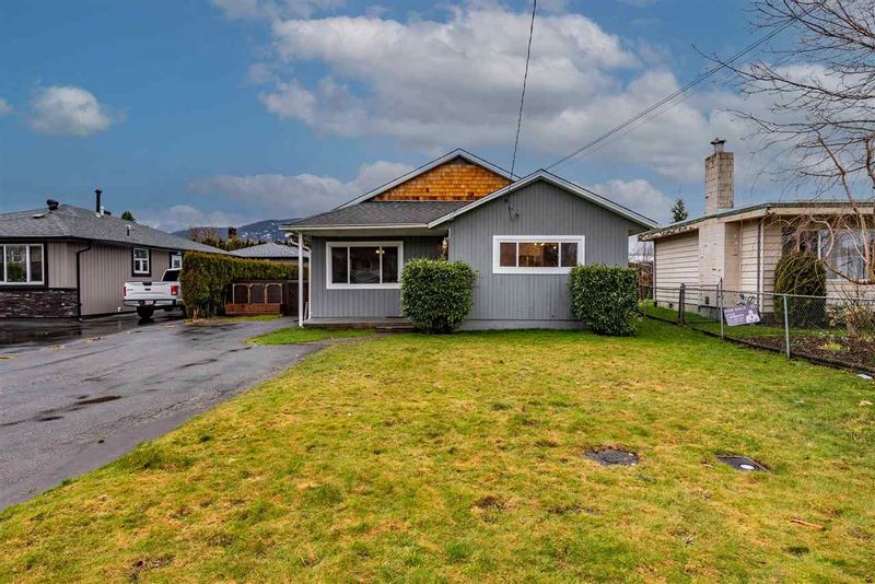 FEATURED LISTING: 45587 REECE Avenue Chilliwack