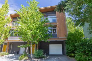 Photo 1: 33 39893 GOVERNMENT Road in Squamish: Northyards Townhouse for sale in "The Elements" : MLS®# R2714692