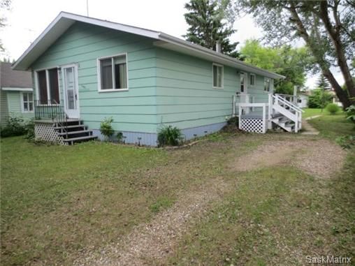 Main Photo: 1005 3rd Street: Rosthern Single Family Dwelling for sale (Saskatoon NW)  : MLS®# 455583
