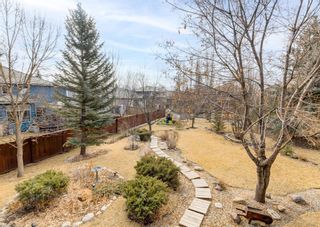 Photo 2: 26 Chapala Court SE in Calgary: Chaparral Detached for sale : MLS®# A1200914
