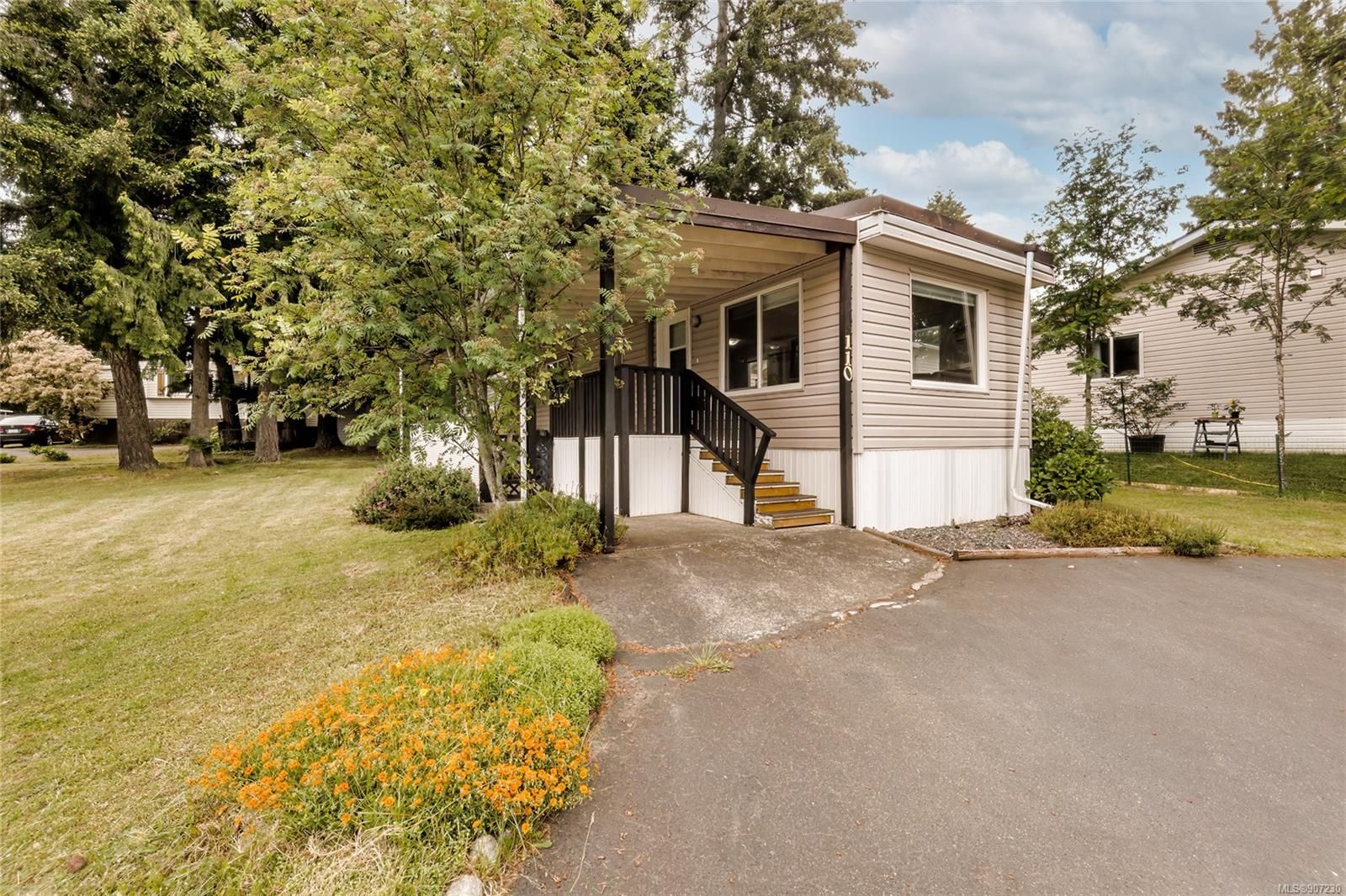 Main Photo: 110 5854 Turner Rd in Nanaimo: Na Pleasant Valley Manufactured Home for sale : MLS®# 907230