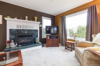 Photo 4: 7954 Lochside Dr in Central Saanich: CS Turgoose House for sale : MLS®# 836425