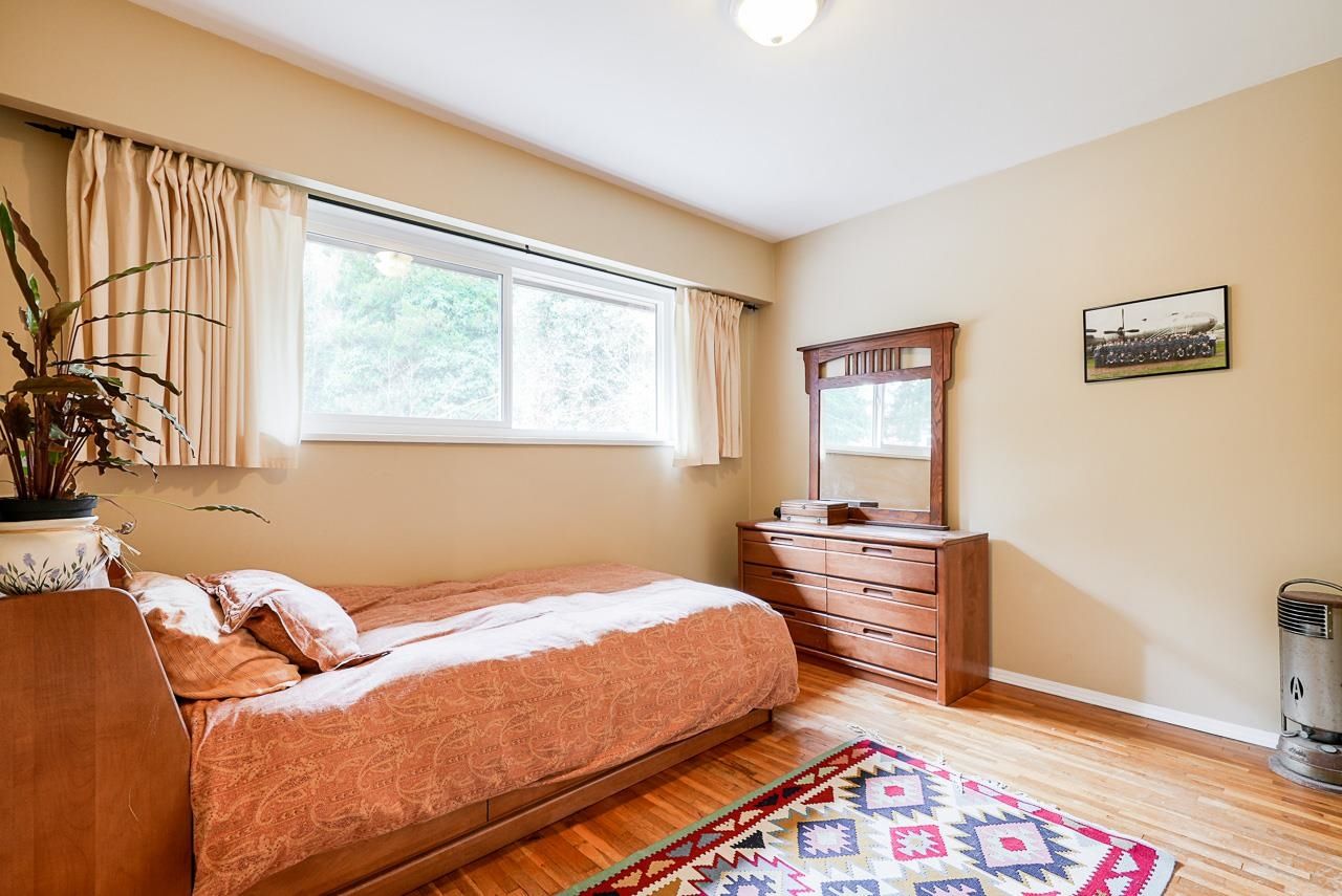 Photo 19: Photos: 5055 SHIRLEY Avenue in North Vancouver: Canyon Heights NV House for sale in "Canyon Heights" : MLS®# R2667638