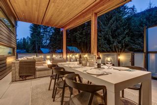 Photo 4: 8337 NEEDLES Drive in Whistler: Alpine Meadows House for sale : MLS®# R2805245