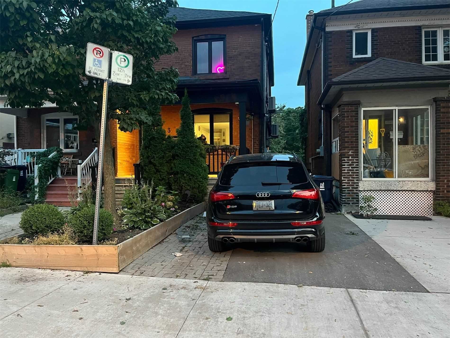 Main Photo: Basemnt 3 Eleanor Avenue in Toronto: Oakwood-Vaughan House (2-Storey) for lease (Toronto C03)  : MLS®# C5741584