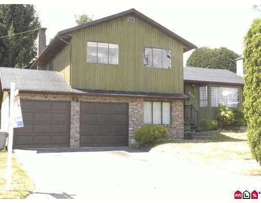 Main Photo: 9257 124TH ST in Surrey: Queen Mary Park Surrey House for sale : MLS®# F2615797