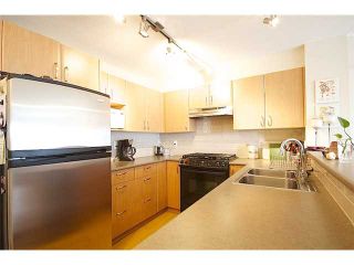 Photo 1: 305 4723 DAWSON Street in Burnaby: Brentwood Park Condo for sale in "COLLAGE BY POLYGON" (Burnaby North)  : MLS®# V895878