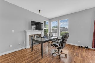 Photo 12: 6927 180 Street in Surrey: Cloverdale BC Condo for sale (Cloverdale)  : MLS®# R2693180