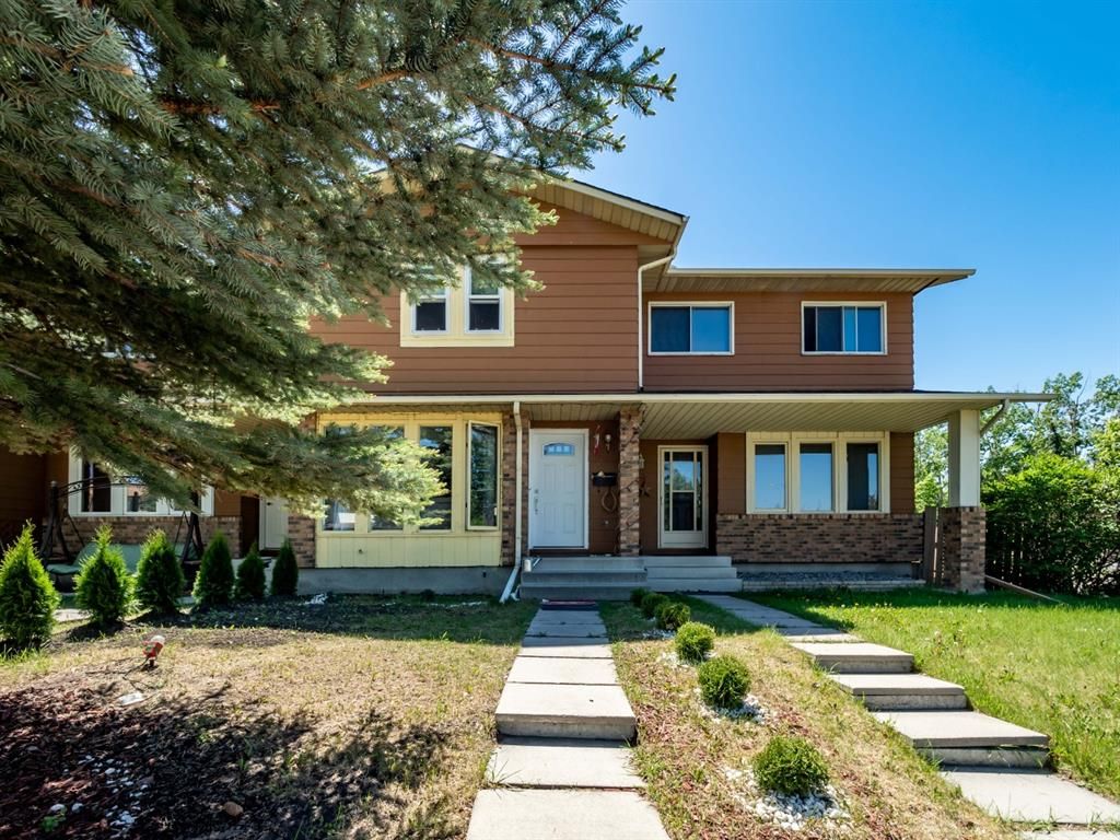 Main Photo: 170 Midbend Place SE in Calgary: Midnapore Row/Townhouse for sale : MLS®# A1120746
