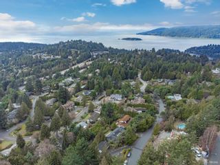 Photo 39: 4626 WOODGREEN Drive in West Vancouver: Cypress Park Estates House for sale : MLS®# R2879734