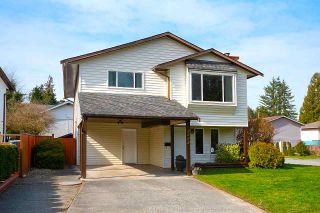 Photo 1: 3339 OSBORNE Street in Port Coquitlam: Woodland Acres PQ House for sale : MLS®# R2554686