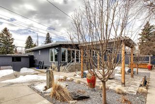 Photo 2: 1316 34 Avenue SW in Calgary: Elbow Park Detached for sale : MLS®# A2124775