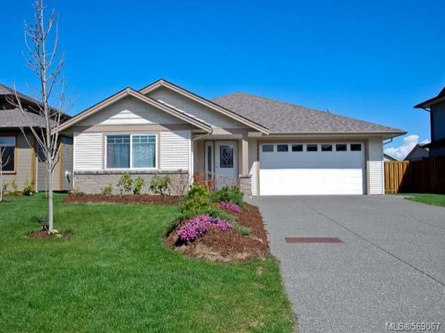 Main Photo: 2462 TIGER MOTH PLACE in COMOX: Z2 Comox (Town of) House for sale (Zone 2 - Comox Valley)  : MLS®# 569067