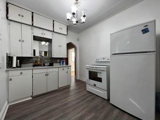 Photo 3: 258 Beacon Street in Winnipeg: House for sale : MLS®# 202324767