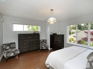 Photo 11: 62 118 Aldersmith Pl in VICTORIA: VR Glentana Row/Townhouse for sale (View Royal)  : MLS®# 817388