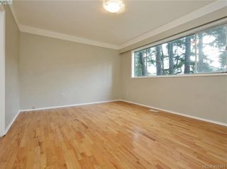 Photo 6: 536 Acland Ave in VICTORIA: Co Wishart North House for sale (Colwood)  : MLS®# 804616