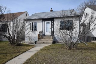 Photo 1: 336 Henderson Highway in Winnipeg: East Kildonan Residential for sale (3A)  : MLS®# 202107929