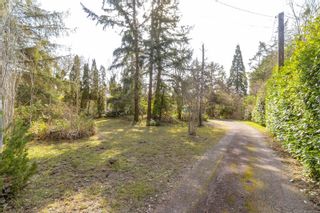 Photo 3: 379 Wain Rd in North Saanich: NS Deep Cove House for sale : MLS®# 926767