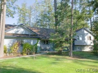 Photo 2: 702 Braemar Ave in NORTH SAANICH: NS Ardmore House for sale (North Saanich)  : MLS®# 491114