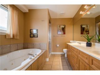 Photo 15: 243 STRATHRIDGE Place SW in Calgary: Strathcona Park House for sale : MLS®# C4101454