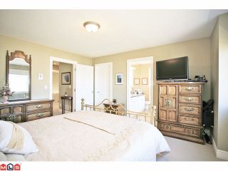 Photo 6: 6652 195TH Street in Surrey: Clayton House for sale in "COPPER CREEK" (Cloverdale)  : MLS®# F1122969