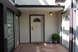 Photo 5: 1457 WALNUT Street: Kitsilano Home for sale ()  : MLS®# V770284