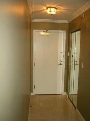 Photo 2: 500 W 10TH Ave in Vancouver: Fairview VW Condo for sale in "CAMBRIDGE COURT" (Vancouver West)  : MLS®# V625907