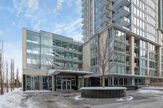 Photo 2: 1707 1025 5 Avenue SW in Calgary: Downtown West End Apartment for sale : MLS®# A2117932