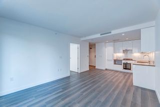 Photo 4: 301 8188 FRASER Street in Vancouver: South Vancouver Condo for sale (Vancouver East)  : MLS®# R2725574