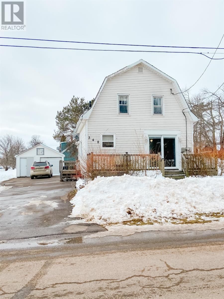 Main Photo: 348 PATRICK Street in Montague: House for sale : MLS®# 202402574