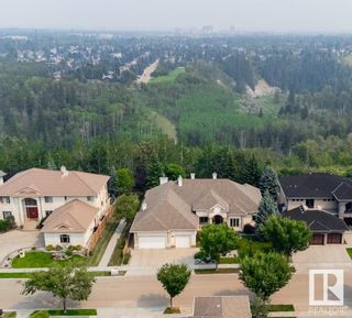 Photo 3: 925 HOLLINGSWORTH Bend in Edmonton: Zone 14 House for sale : MLS®# E4350567