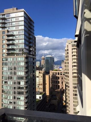 Photo 16: 2408 909 MAINLAND Street in Vancouver: Yaletown Condo for sale in "Yaletown Park II" (Vancouver West)  : MLS®# R2157155