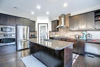 Photo 9: 539 Everbrook Way SW in Calgary: Evergreen Detached for sale : MLS®# A1168562