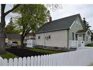 Photo 2: 1409 Pacific Avenue in Winnipeg: Weston Residential for sale (5D)  : MLS®# 1712892