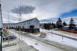 Photo 15: 3571 69 Street NW in Calgary: Bowness Row/Townhouse for sale : MLS®# A1178409