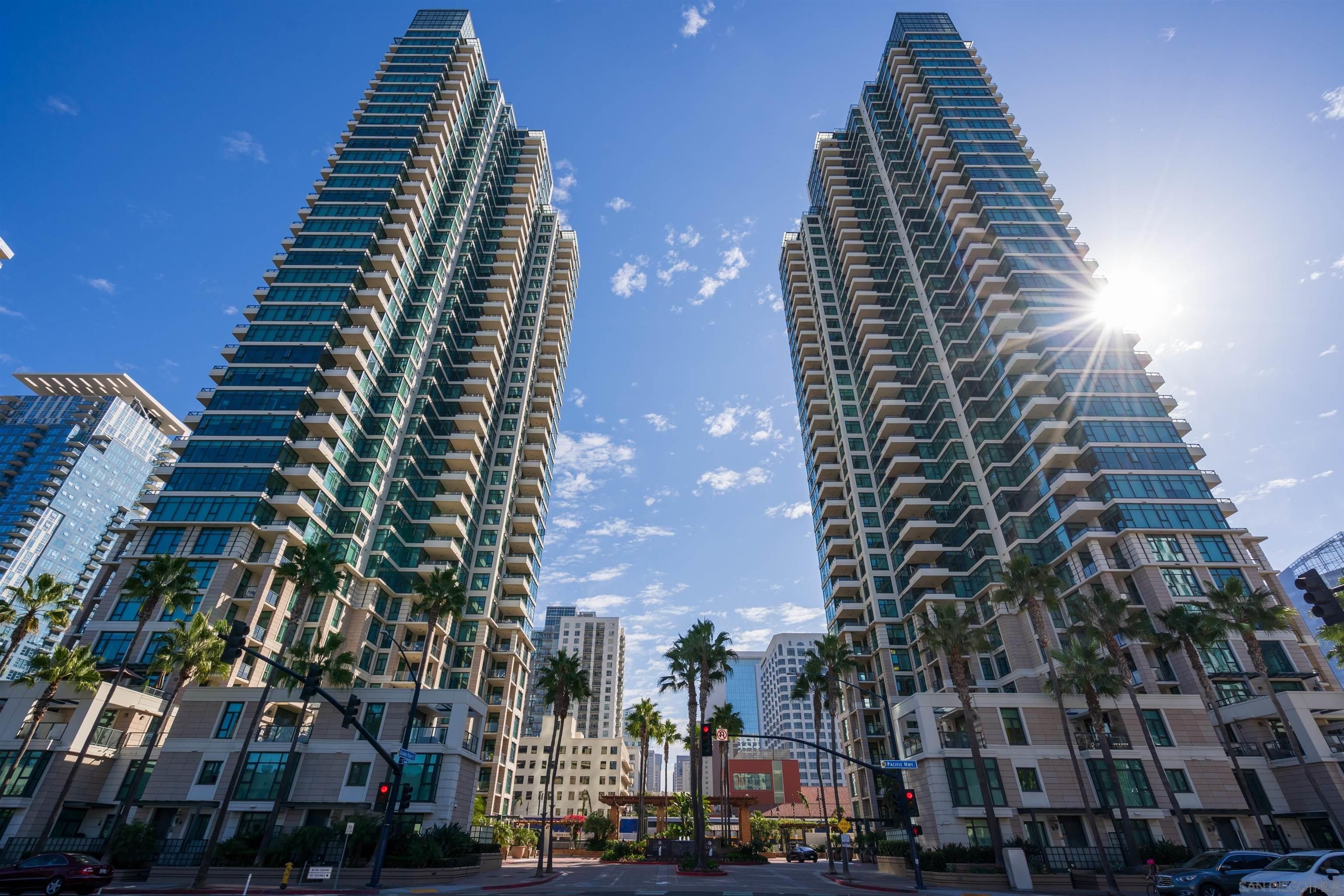 Main Photo: DOWNTOWN Condo for sale : 1 bedrooms : 1205 Pacific Hwy #2104 in San Diego