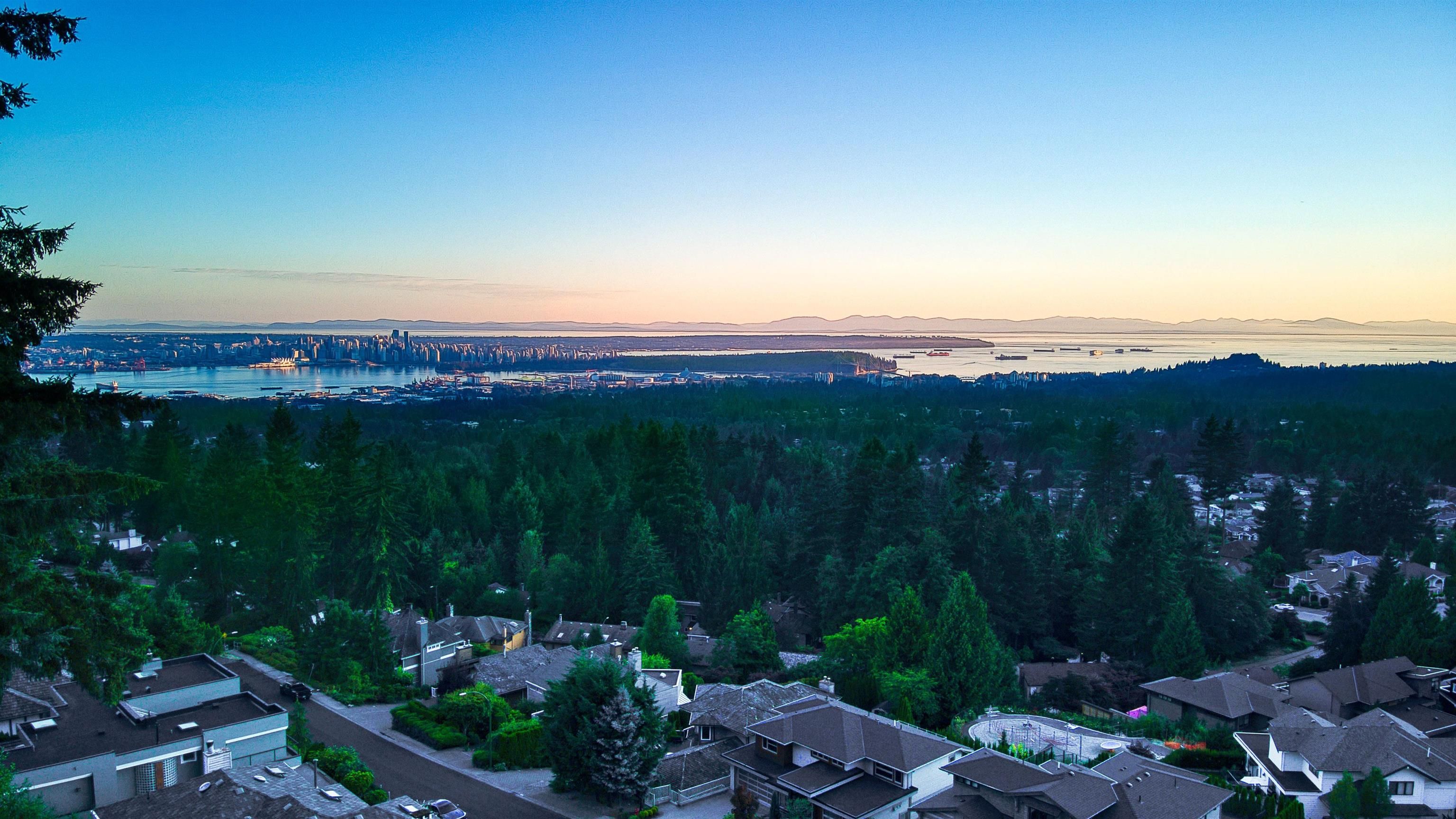 Main Photo: 4351 PROSPECT Road in North Vancouver: Upper Delbrook House for sale : MLS®# R2684830