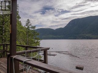 Photo 7: 9302 POWELL LAKE in Powell River: House for sale : MLS®# 17937