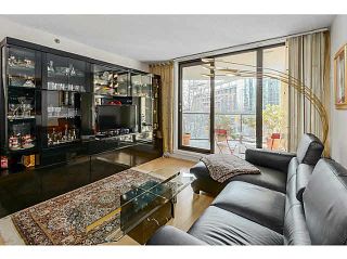 Photo 7: 305 789 DRAKE Street in Vancouver: Downtown VW Condo for sale in "CENTURY TOWER" (Vancouver West)  : MLS®# V1107508