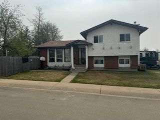 Main Photo: 5 Cunningham Crescent: Red Deer Detached for sale : MLS®# A2131761