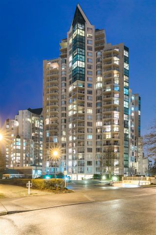Photo 1: 2101 1199 EASTWOOD Street in Coquitlam: North Coquitlam Condo for sale in "THE SELKIRK" : MLS®# R2142916