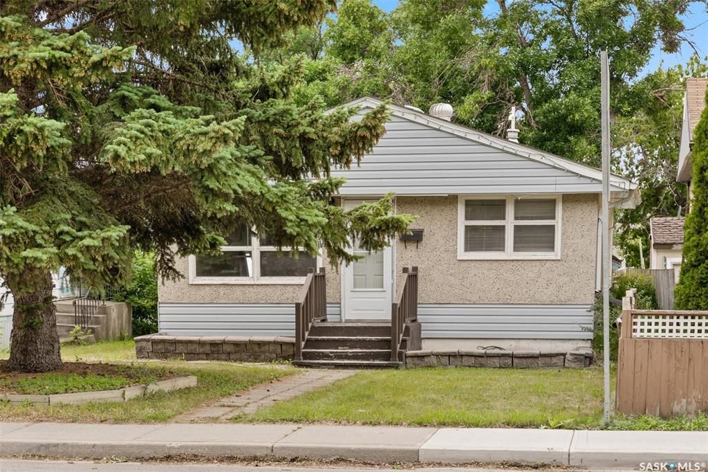 Main Photo: 1230 CAMPBELL Street in Regina: Mount Royal RG Residential for sale : MLS®# SK905767