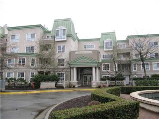Photo 2: 146 2980 PRINCESS Crescent in Coquitlam: Canyon Springs Condo for sale in "THE MONTCLAIR" : MLS®# V892231