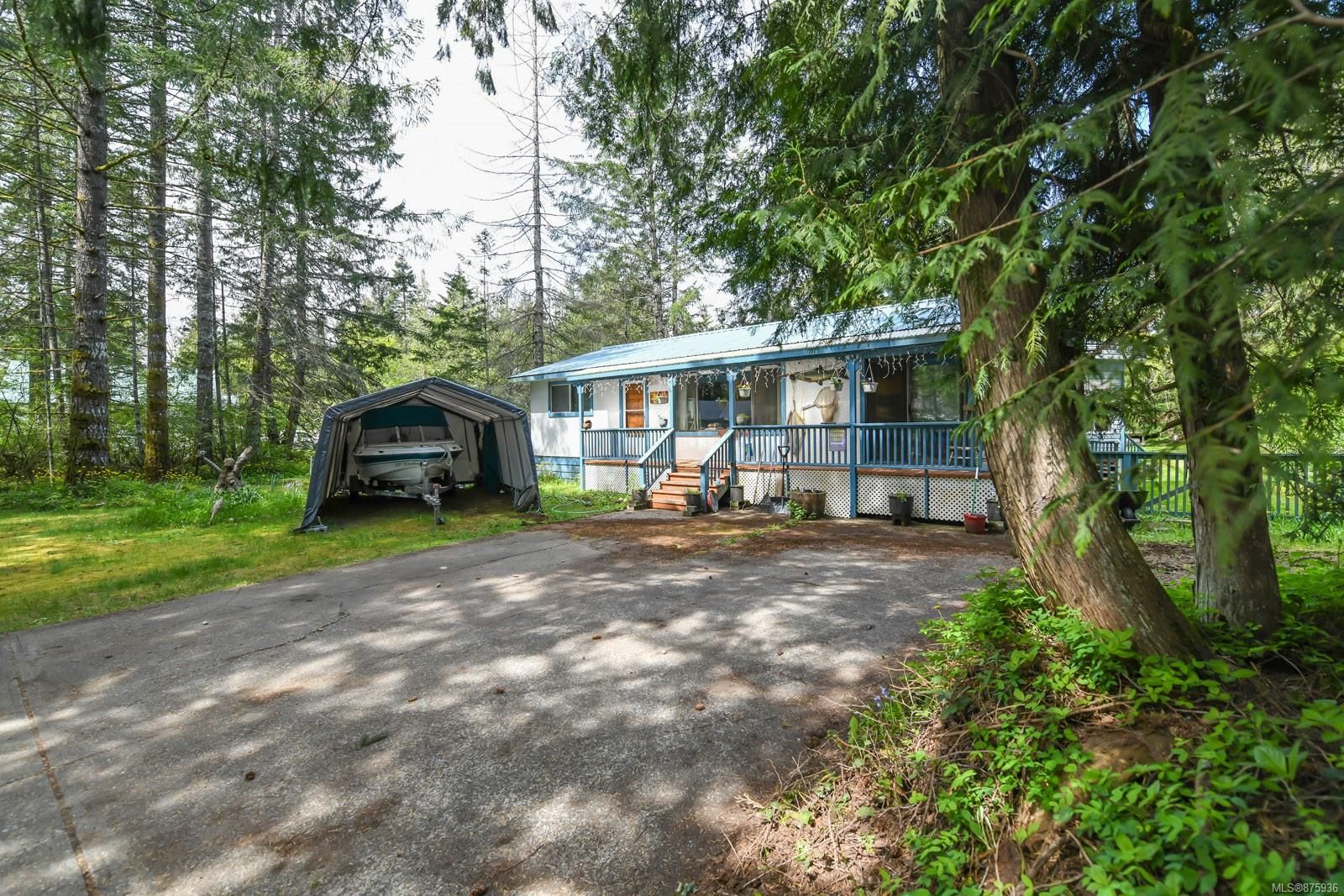 Main Photo: 3534 Royston Rd in Courtenay: CV Courtenay South House for sale (Comox Valley)  : MLS®# 875936