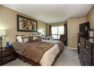 Photo 11: 407 2439 WILSON Avenue in Port Coquitlam: Central Pt Coquitlam Condo for sale in "AVEBURY POINT" : MLS®# V1027199