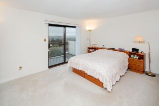 Photo 12: 7420 LYTHAM Place in Burnaby: Simon Fraser Univer. House for sale (Burnaby North)  : MLS®# R2230430